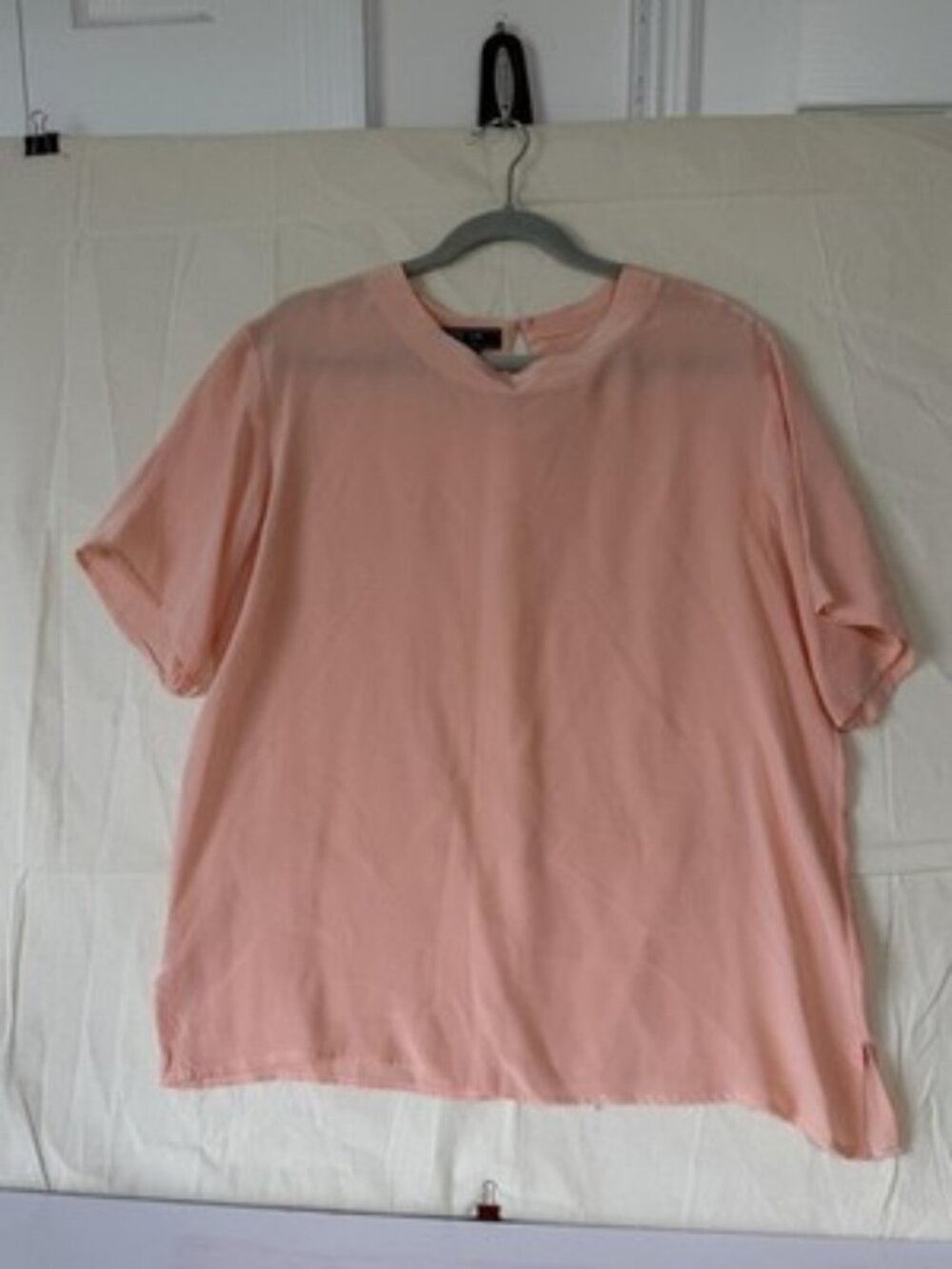 FU DA Top Womens L Pink 100% Silk Short Sleeve Crew Neck Lightweight Blouse